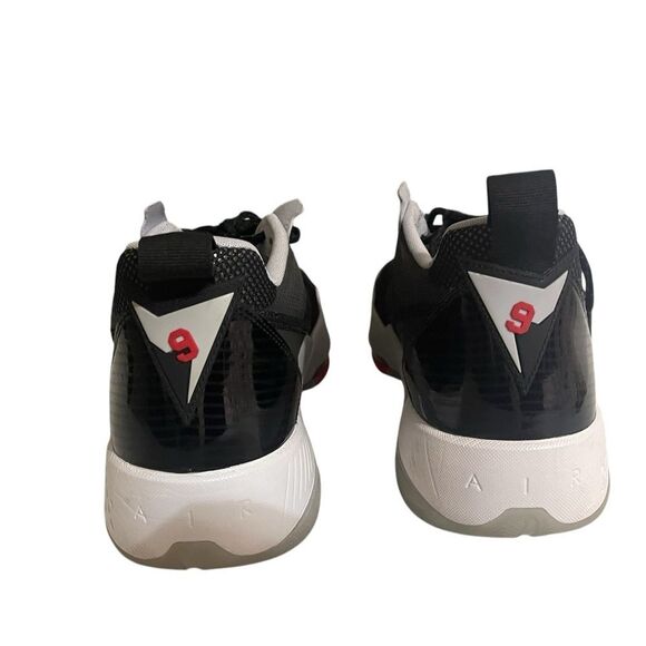 Nike Air Jordan Zoom Men\'s Black and Red Size 13 US